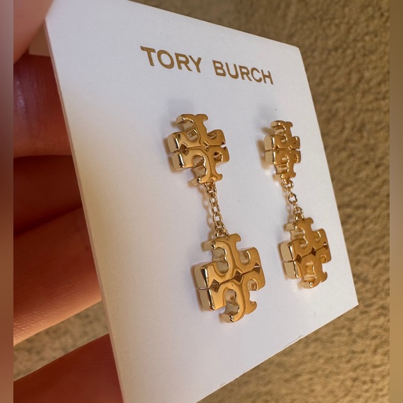 Black Friday Sale! Tory Burch Kira Linear Double Logo Drop Earrings - Picture 2 of 5